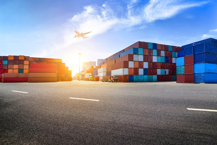 Trucks and vans for event transport and logistics service in Delhi